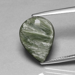 Serafinite naturale verde da 8,53 ct, taglio a pera, opaco