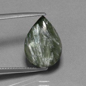 Serafinite naturale verde da 7,95 ct, taglio a pera, opaco