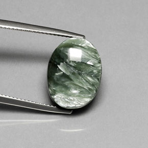 Serafinito Verde naturale da 10.25 ct, Taglio ovale, Opaco