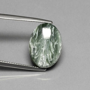 Serafinite naturale verde da 8,94 ct, taglio ovale, opaco