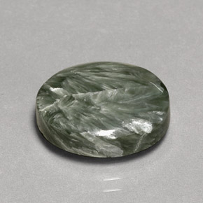 Serafinite naturale verde da 7,88 ct, taglio ovale, opaco
