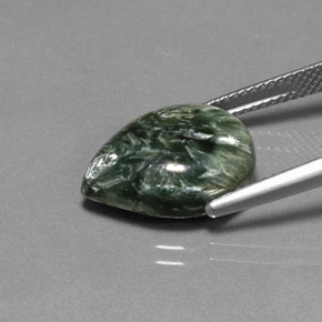 Serafinite naturale verde da 7,21 ct, taglio a pera, opaco