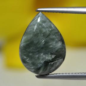 Serafinite naturale verde da 8,13 ct, taglio a pera, opaco