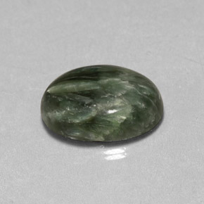 Serafinite naturale verde da 4,57 ct, taglio ovale, opaco