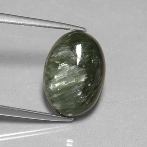 Serafinite naturale verde da 4,87 ct, taglio ovale, opaco