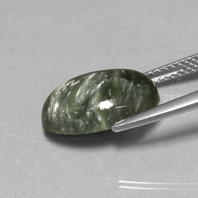 Serafinite naturale verde da 4,87 ct, taglio ovale, opaco