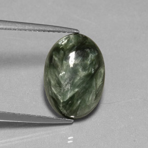 Serafinite naturale verde da 4,01 ct, taglio ovale, opaco