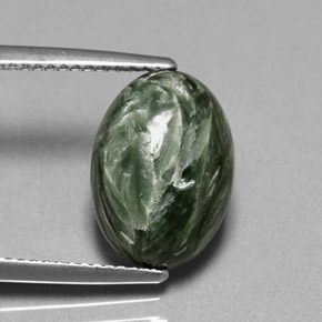 Serafinite naturale verde da 5,05 ct, taglio ovale, opaco