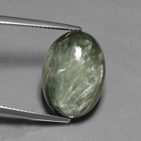 Serafinito Verde naturale da 11.26 ct, Taglio ovale, Opaco