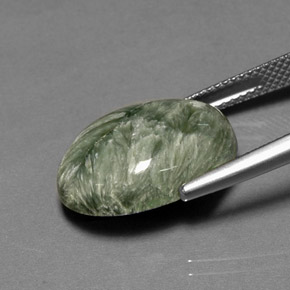 Serafinito Verde naturale da 10.12 ct, Taglio ovale, Opaco