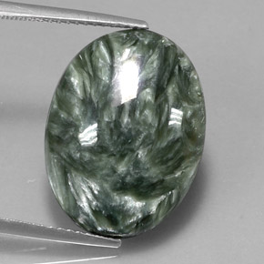 Serafinite naturale verde da 11,98 ct, taglio ovale, opaco