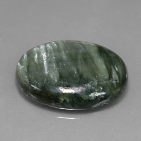 Serafinite naturale verde da 11,23 ct, taglio ovale, opaco