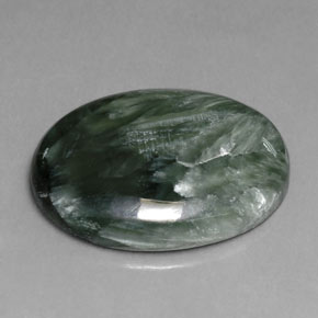 Serafinito Verde naturale da 10.53 ct, Taglio ovale, Opaco