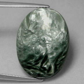 Serafinite naturale verde da 10,79 ct, taglio ovale, opaco