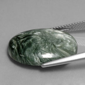 Serafinite naturale verde da 10,79 ct, taglio ovale, opaco