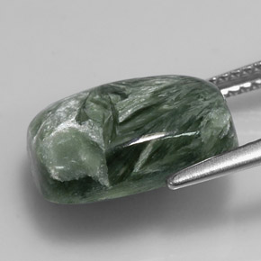 Serafinite naturale verde da 5,87 ct, taglio a cuscino, opaco