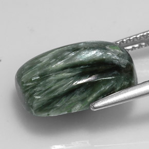 Serafinite naturale verde da 5,76 ct, taglio a cuscino, opaco