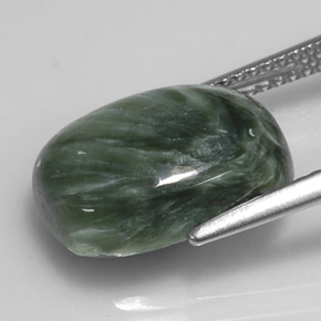 Serafinite naturale verde da 5,92 ct, taglio a cuscino, opaco