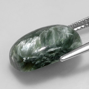 Serafinite naturale verde da 5,75 ct, taglio a cuscino, opaco