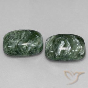 Gemme di Serafinito Verde medio naturale da 11.72 ct, Cuscino, Opaco
