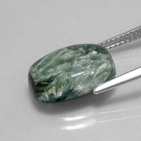 Serafinite naturale verde da 5,41 ct, taglio a cuscino, opaco
