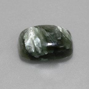 Serafinite naturale verde da 5,57 ct, taglio a cuscino, opaco