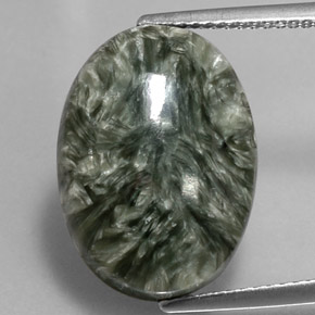 Serafinite naturale verde da 9,70 ct, taglio ovale, opaco