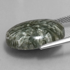 Serafinite naturale verde da 9,70 ct, taglio ovale, opaco