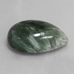 Serafinite naturale verde da 7,49 ct, taglio a pera, opaco