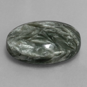 Serafinite naturale verde da 9,46 ct, taglio ovale, opaco