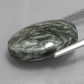 Serafinite naturale verde da 9,46 ct, taglio ovale, opaco