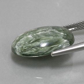 Serafinite naturale verde da 8,60 ct, taglio ovale, opaco