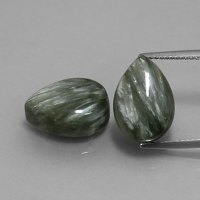 Serafinite naturale verde da 11,51 ct, taglio a pera, opaco