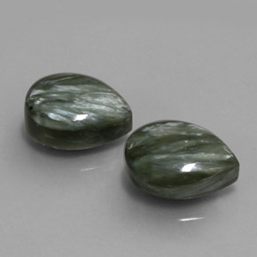 Serafinite naturale verde da 11,51 ct, taglio a pera, opaco