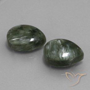 Gemme di Serafinito Verde terroso naturale da 11.80 ct, Forma a pera, Opaco