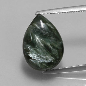 Serafinito Verde naturale da 5.89 ct, Forma a pera, Opaco