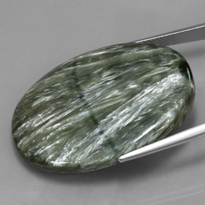 Serafinite naturale verde da 49,44 ct, taglio ovale, opaco