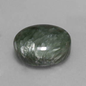 Serafinite naturale verde da 6,53 ct, taglio ovale, opaco