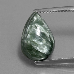 Serafinito Verde naturale da 4.54 ct, Forma a pera, Opaco