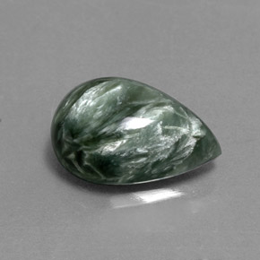 Serafinito Verde naturale da 4.54 ct, Forma a pera, Opaco