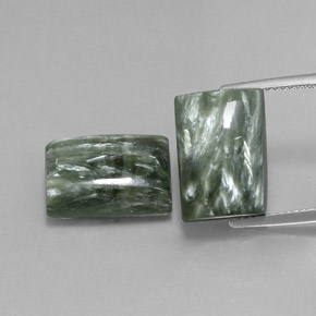 Serafinite naturale verde da  ct, baguette, opaco