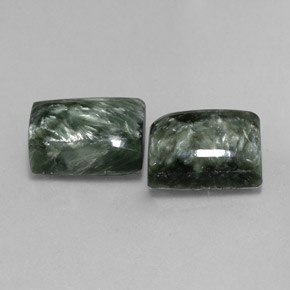 Serafinite naturale verde da 17,39 ct, baguette, opaco