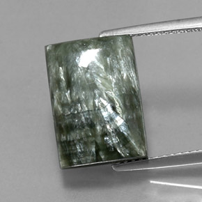 Serafinite naturale verde da 9,33 ct, baguette, opaco