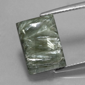 Serafinite naturale verde da 7,63 ct, baguette, opaco