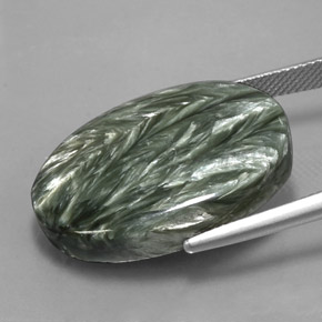 Serafinite naturale verde da 24,96 ct, taglio ovale, opaco