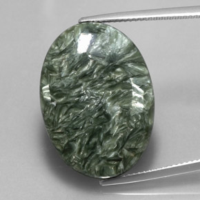 Serafinite naturale verde da 19,04 ct, taglio ovale, opaco