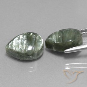 Gemme di Serafinito Verde naturale da 12.42 ct, Forma a pera, Opaco