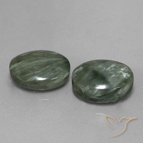 Gemme di Serafinito Verde medio naturale da 18.22 ct, Ovale, Opaco