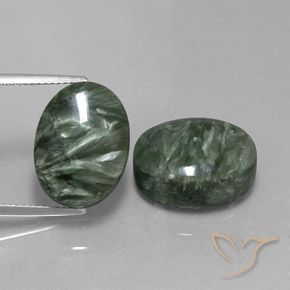 Serafinite naturale verde da 21,51 ct, taglio ovale, opaco