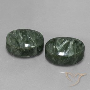Serafinite naturale verde da 21,51 ct, taglio ovale, opaco